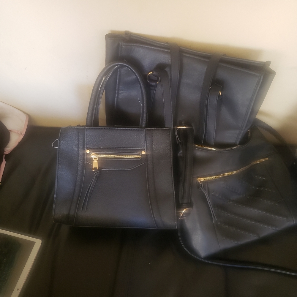 Multiple purses! Can sell all together or separately!